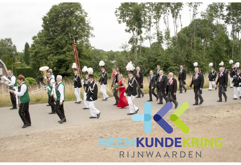 12 -7-2015 Onthulling grafsteen Herwen Coll. P.Snip- HKR (35)